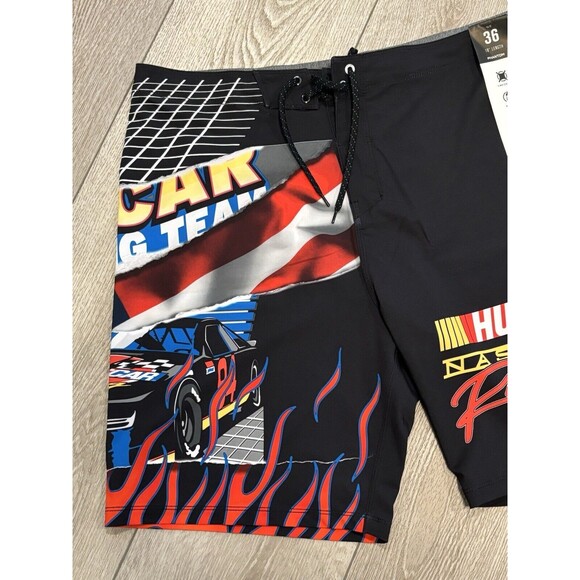 Hurley x Nascar Mens Board Shorts Phantom Racetrack Swim Size 36 Black - Picture 2 of 9